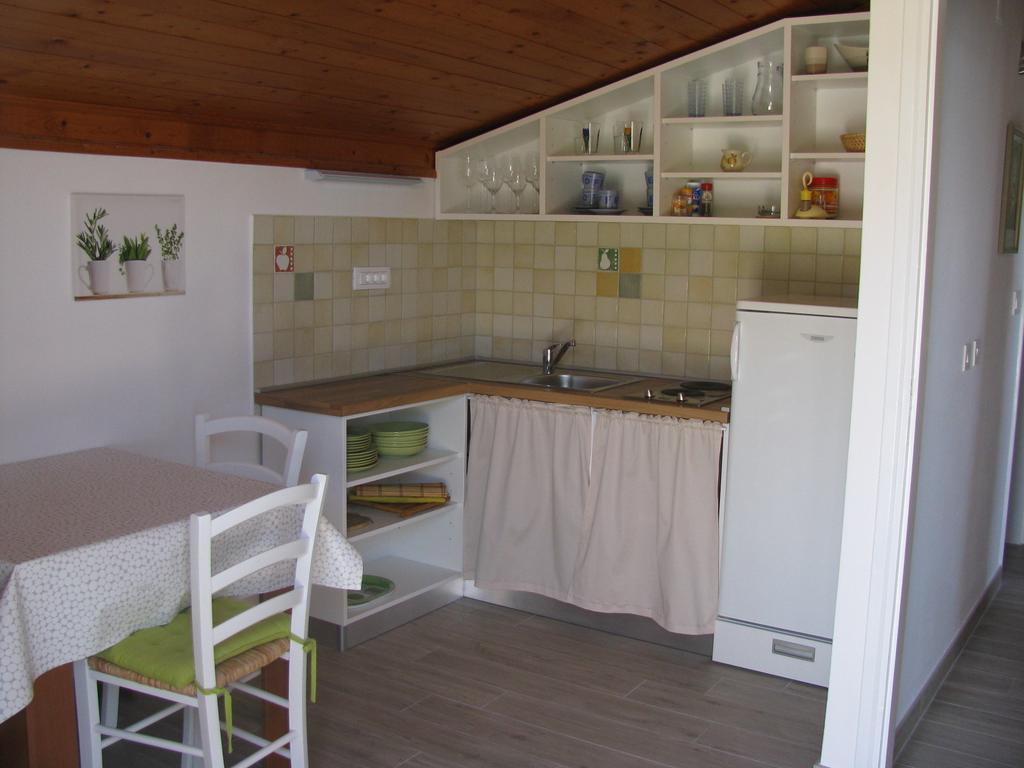 Apartment Marietta Tribalj Quarto foto